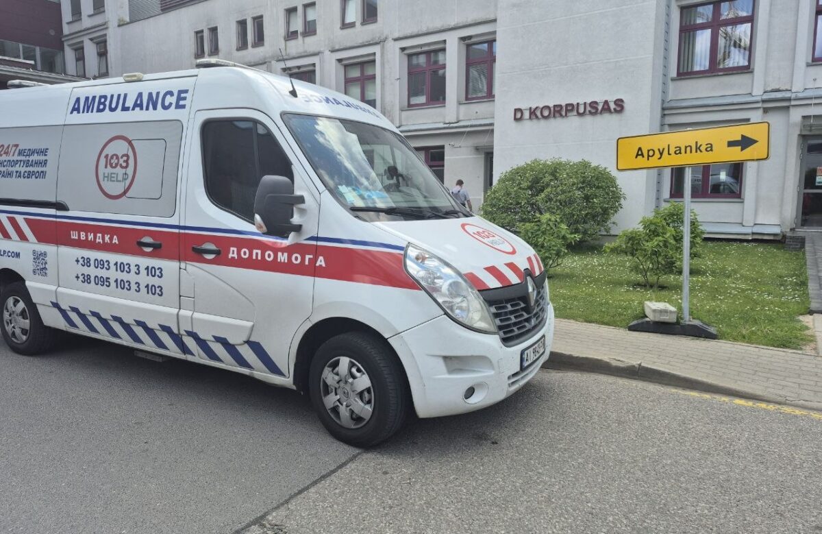 Транспортування пацієнта з лікарні додому: коли потрібне спеціалізоване перевезення