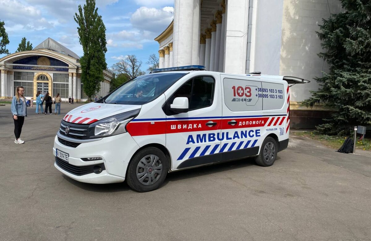 Як замовити приватну швидку допомогу для перевезення хворого чи інваліда